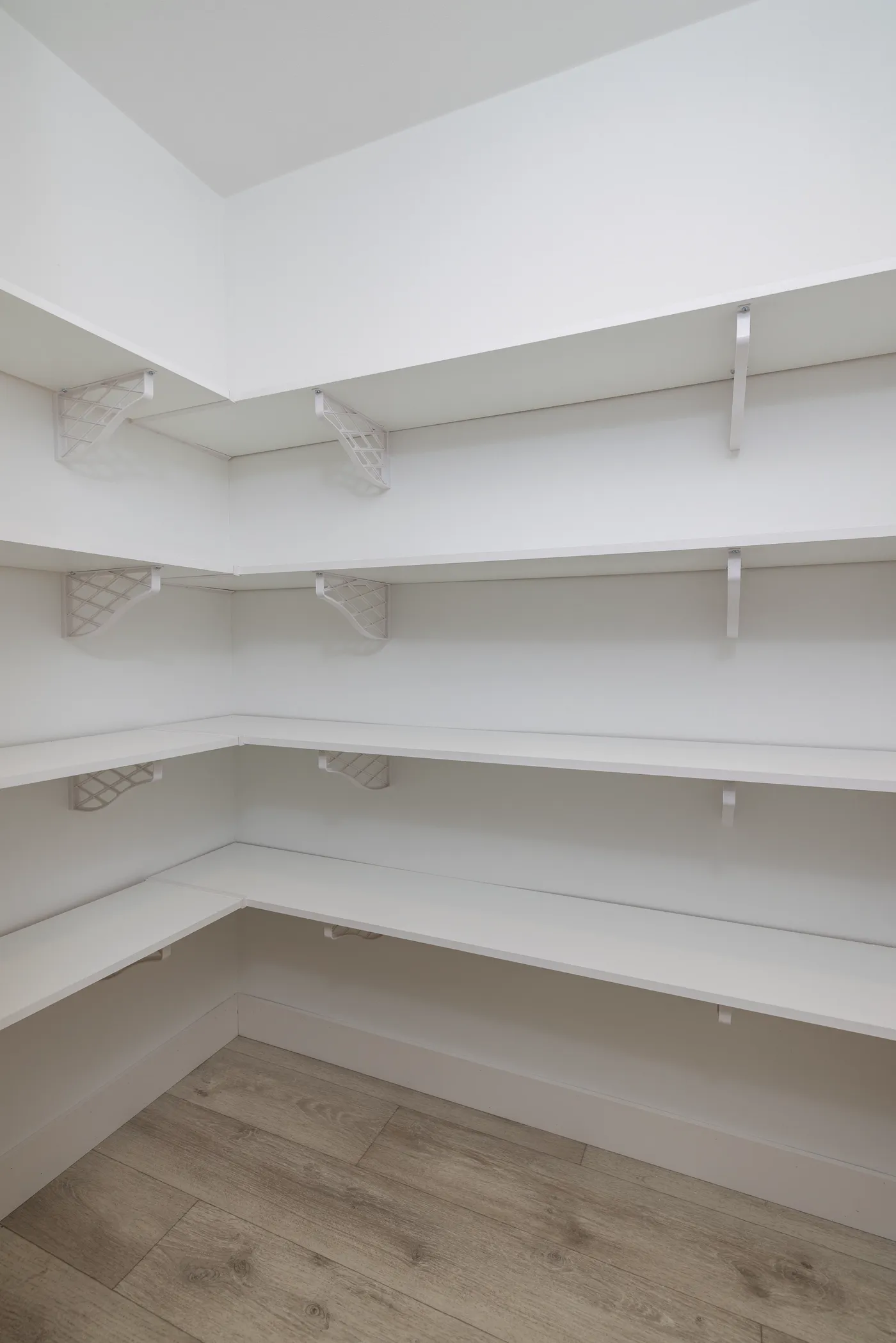 The WINSTON Storage. This Manufactured Mobile Home features 3 bedrooms and 2 baths.