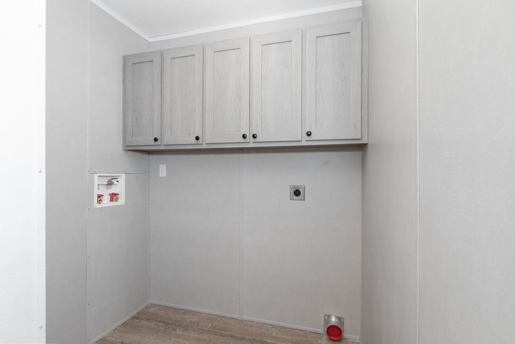 The TRUMAN Utility Room. This Manufactured Mobile Home features 4 bedrooms and 2 baths.