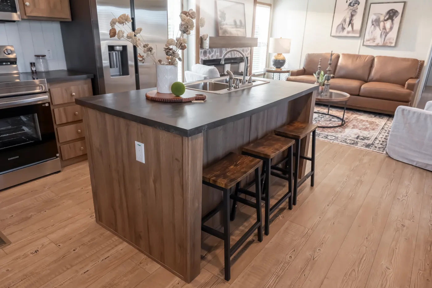 The SEAS THE DAY Kitchen. This Manufactured Mobile Home features 3 bedrooms and 2 baths.