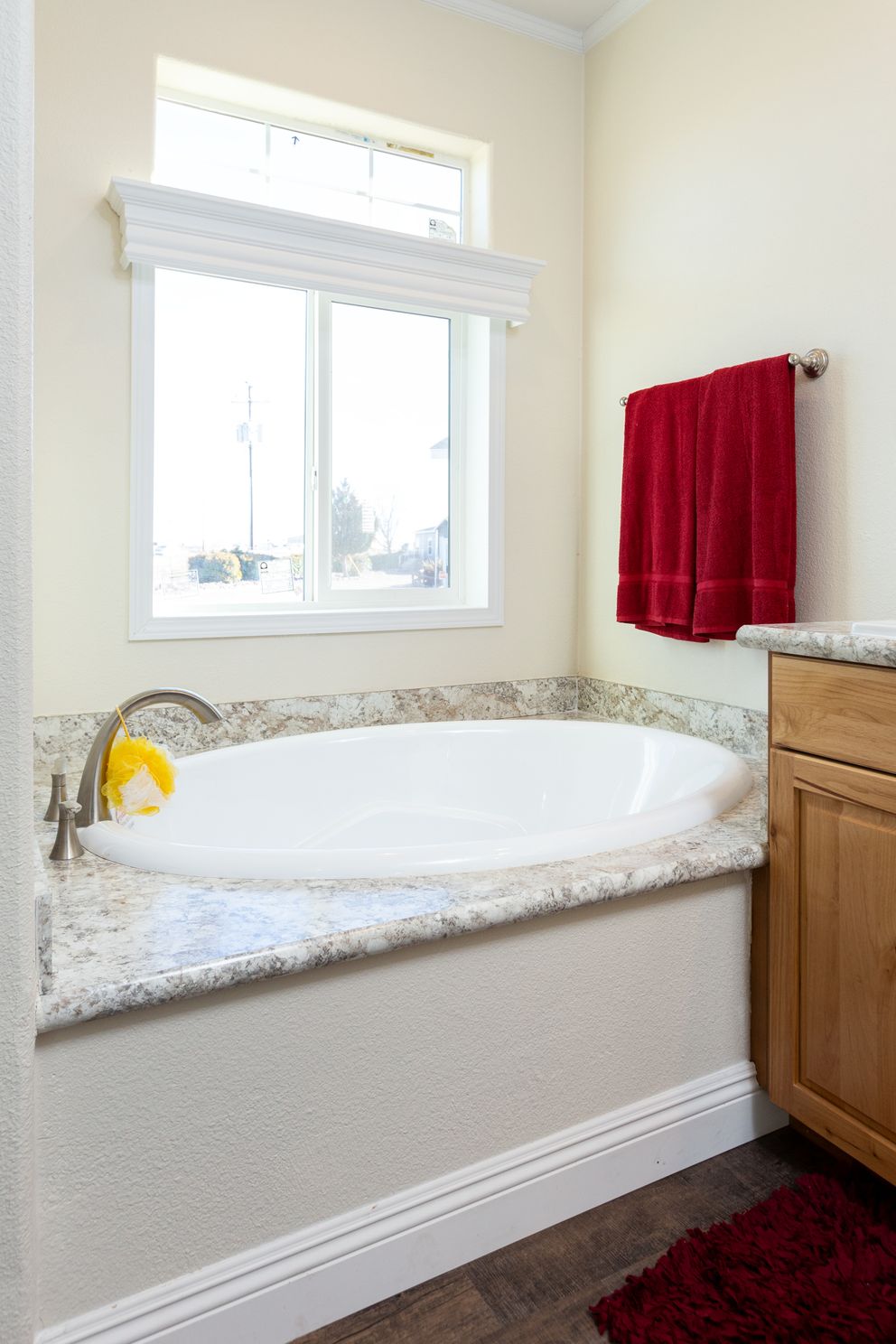 The SUM3076A Primary Bathroom. This Manufactured Mobile Home features 4 bedrooms and 2.5 baths.