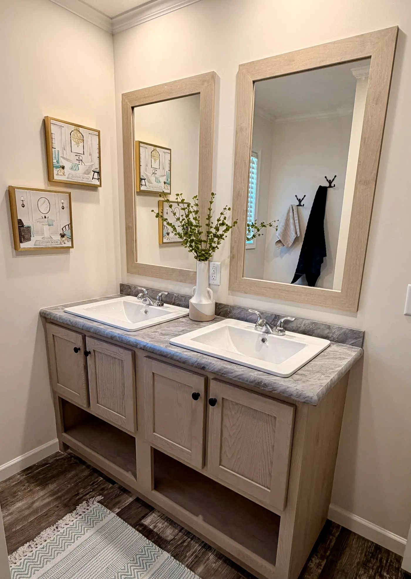 The TOURMALINE 7628-649 Guest Bathroom. This Manufactured Mobile Home features 4 bedrooms and 2 baths.