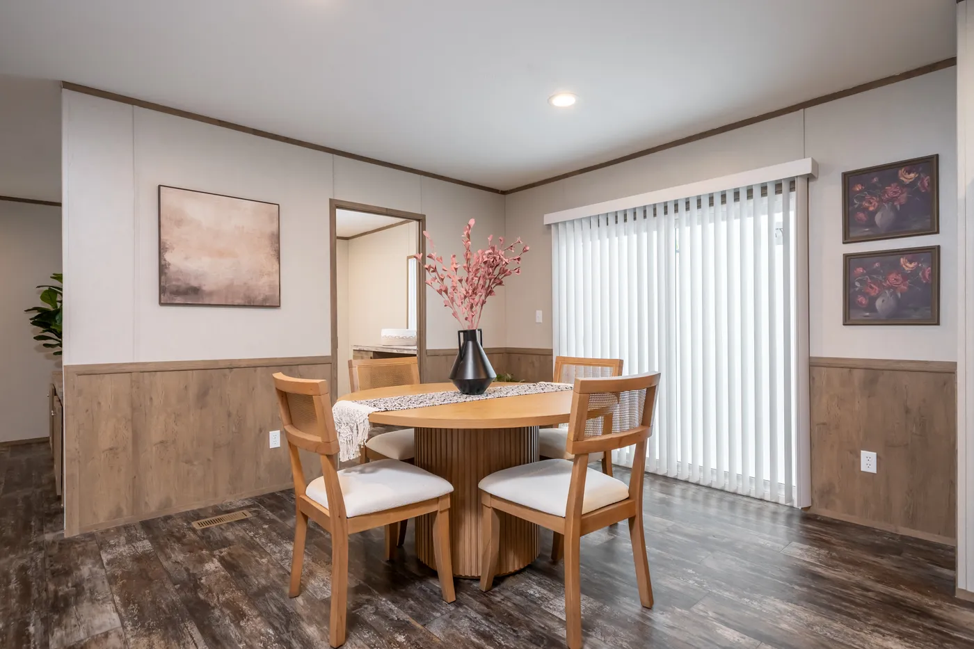 The BELLA VISTA Exterior. This Manufactured Mobile Home features 3 bedrooms and 2 baths.