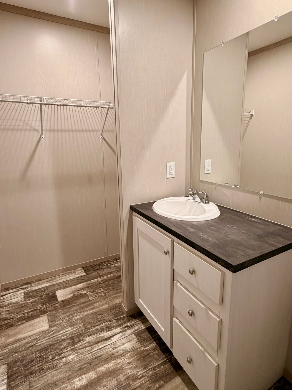 The JEFFERSON Primary Bathroom. This Manufactured Mobile Home features 3 bedrooms and 2 baths.