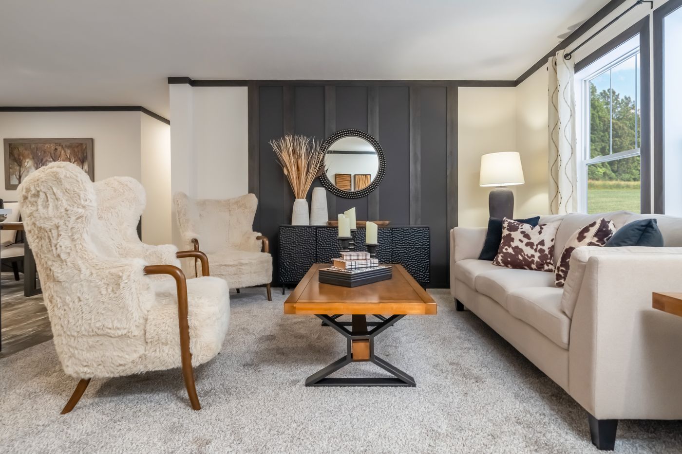 The 5628-MS067-2 HUNTINGTON Living Room. This Manufactured Mobile Home features 4 bedrooms and 2 baths.