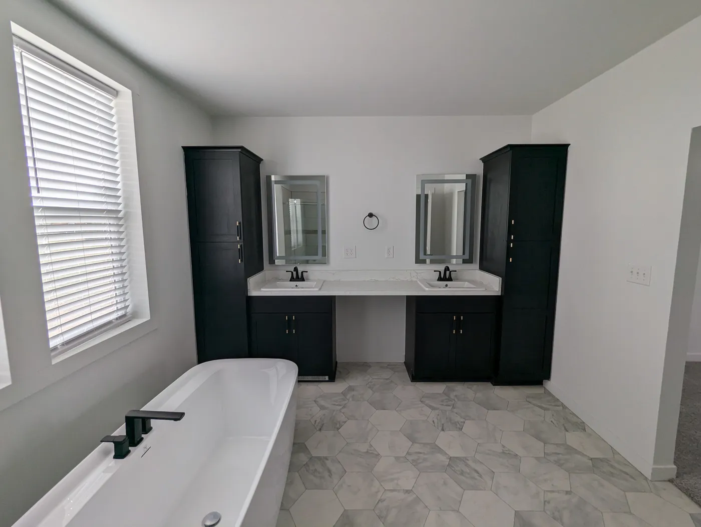 The LULABELLE 4 Primary Bathroom. This Manufactured Mobile Home features 4 bedrooms and 2.5 baths.