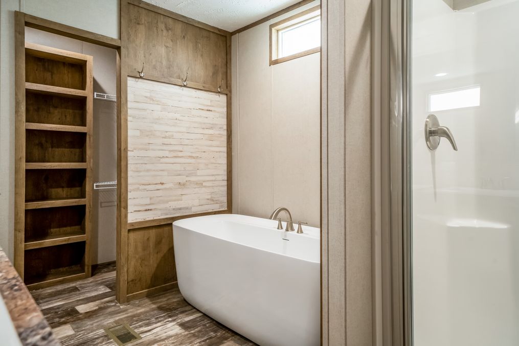 The ANNIVERSARY CHOICE Exterior. This Manufactured Mobile Home features 3 bedrooms and 2 baths.