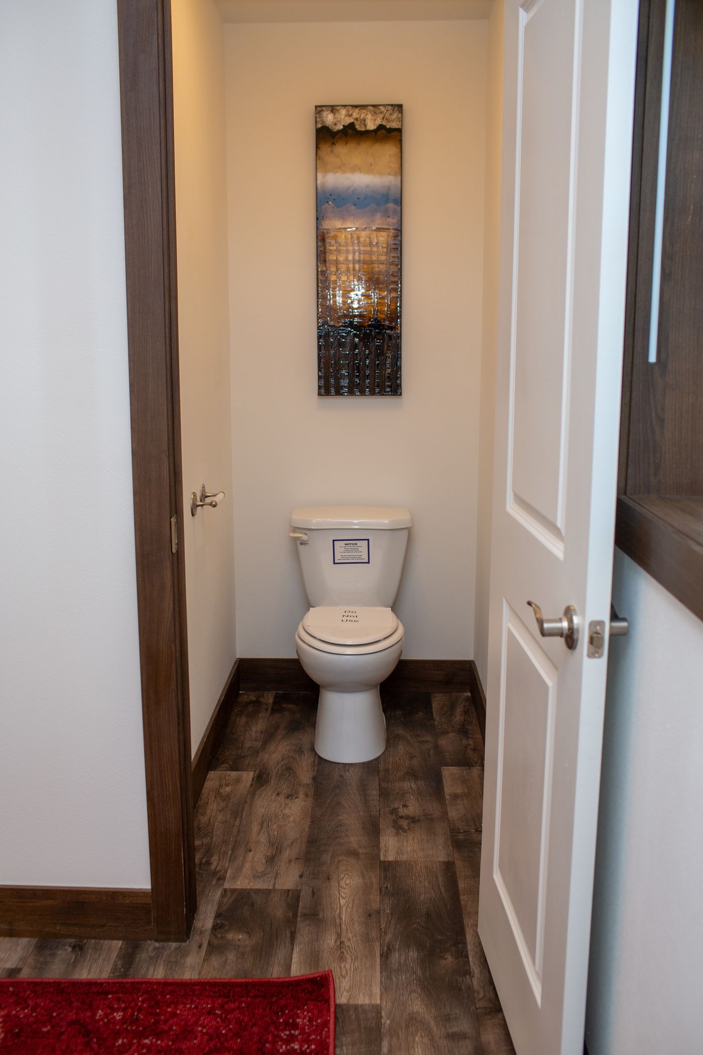 The RAMSEY 75 MOD Guest Bathroom. This Modular Home features 4 bedrooms and 2 baths.