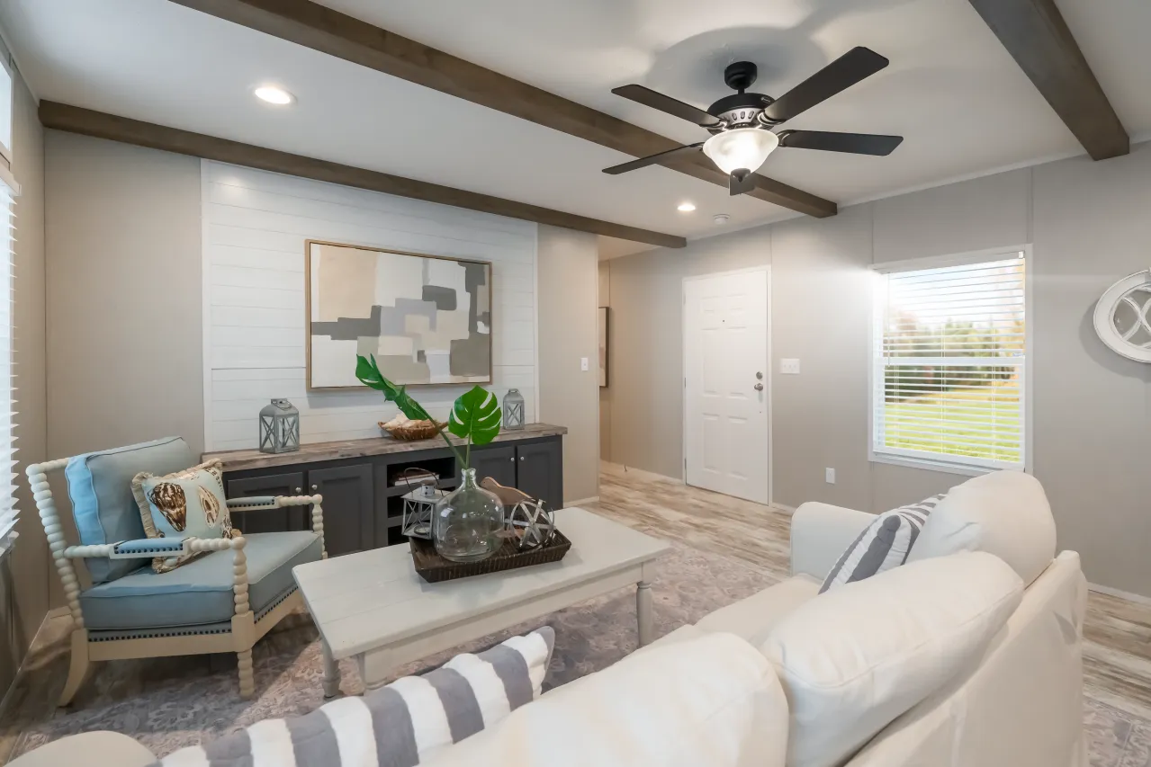 The ANNIVERSARY CHOICE Exterior. This Manufactured Mobile Home features 3 bedrooms and 2 baths.
