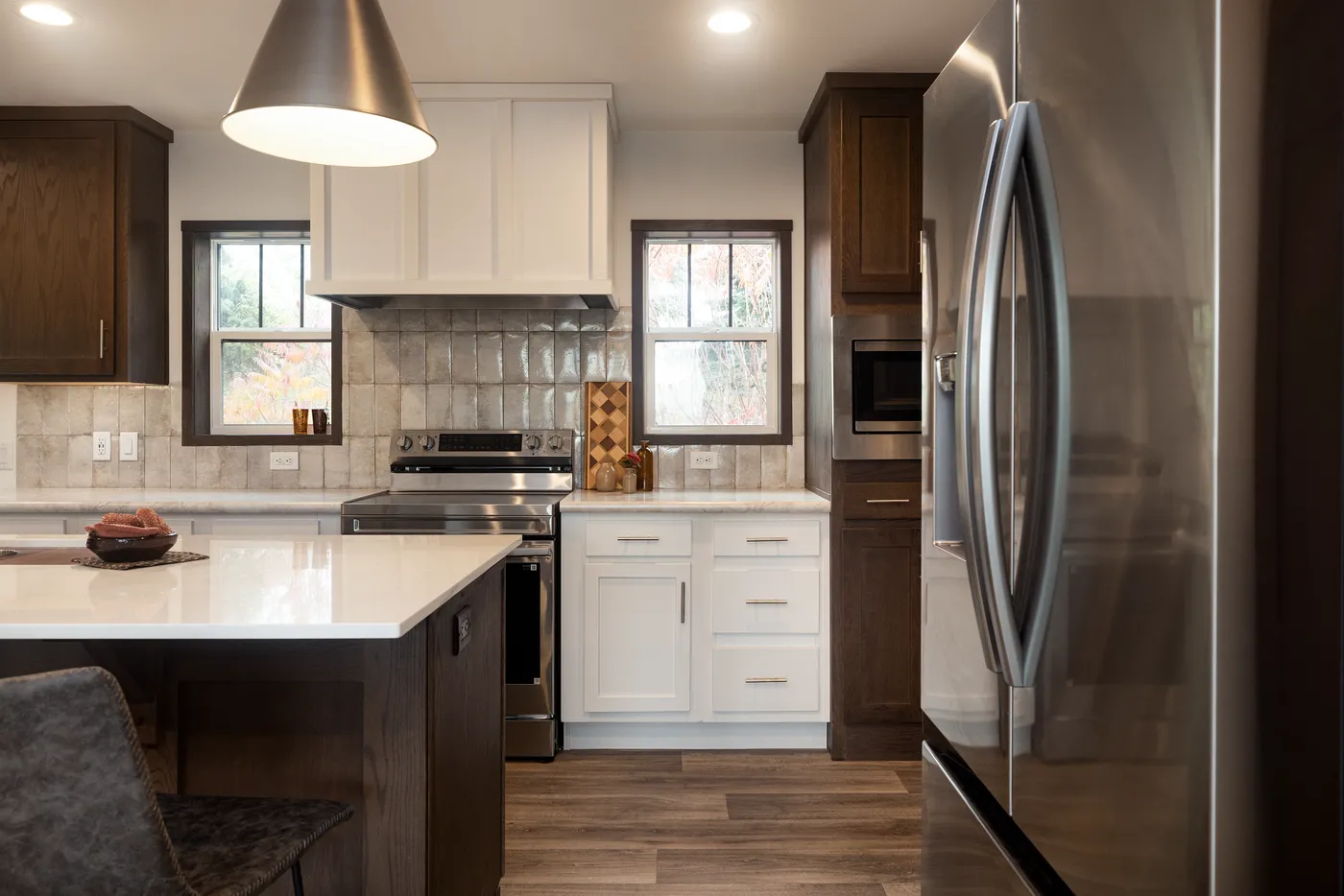 The LEGEND 78 Kitchen. This Manufactured Mobile Home features 3 bedrooms and 2 baths.