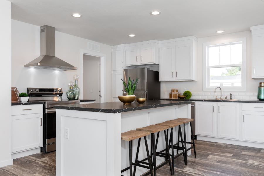 The HORIZON/4428-MS057 SECT Kitchen. This Manufactured Mobile Home features 3 bedrooms and 2 baths.