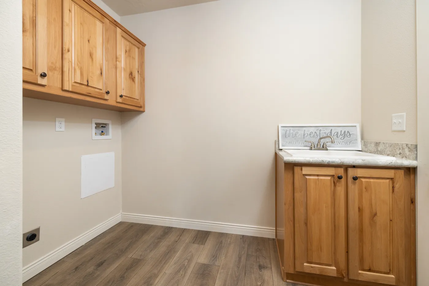 The TH601F                 CLAYTON Utility Room. This Manufactured Mobile Home features 3 bedrooms and 2 baths.