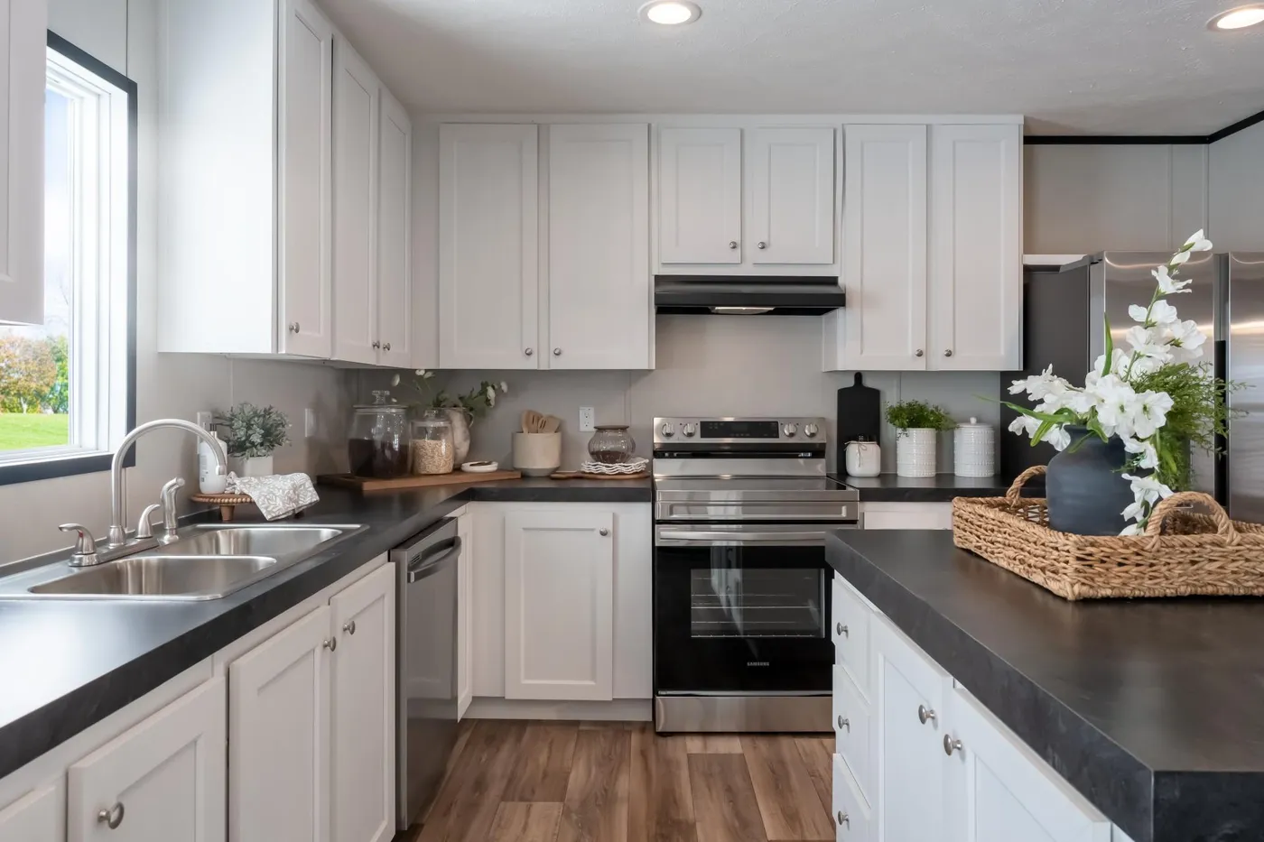 The ELEMENT Kitchen. This Manufactured Mobile Home features 3 bedrooms and 2 baths.