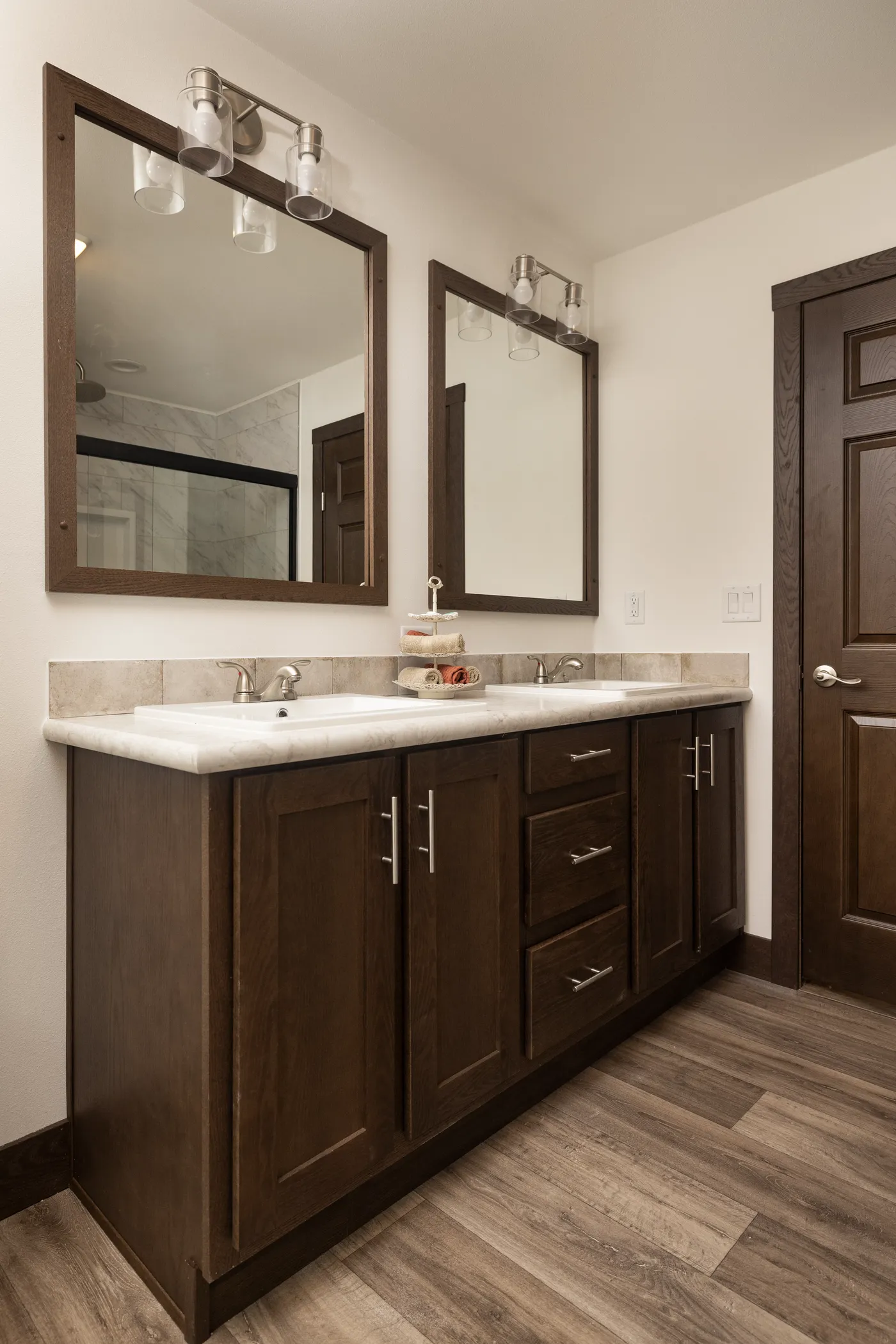 The LEGEND 78 Primary Bathroom. This Manufactured Mobile Home features 3 bedrooms and 2 baths.