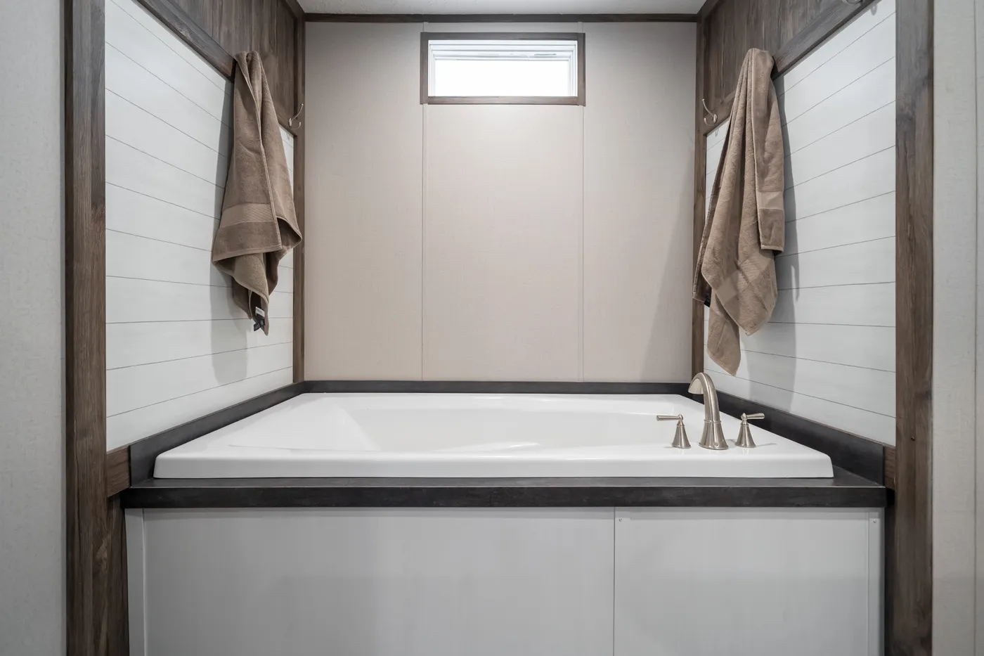 The THE GENERAL Primary Bathroom. This Manufactured Mobile Home features 3 bedrooms and 2 baths.