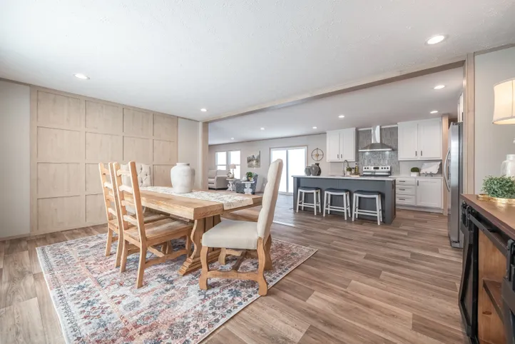 The MOROCCO Exterior. This Manufactured Mobile Home features 4 bedrooms and 2 baths.