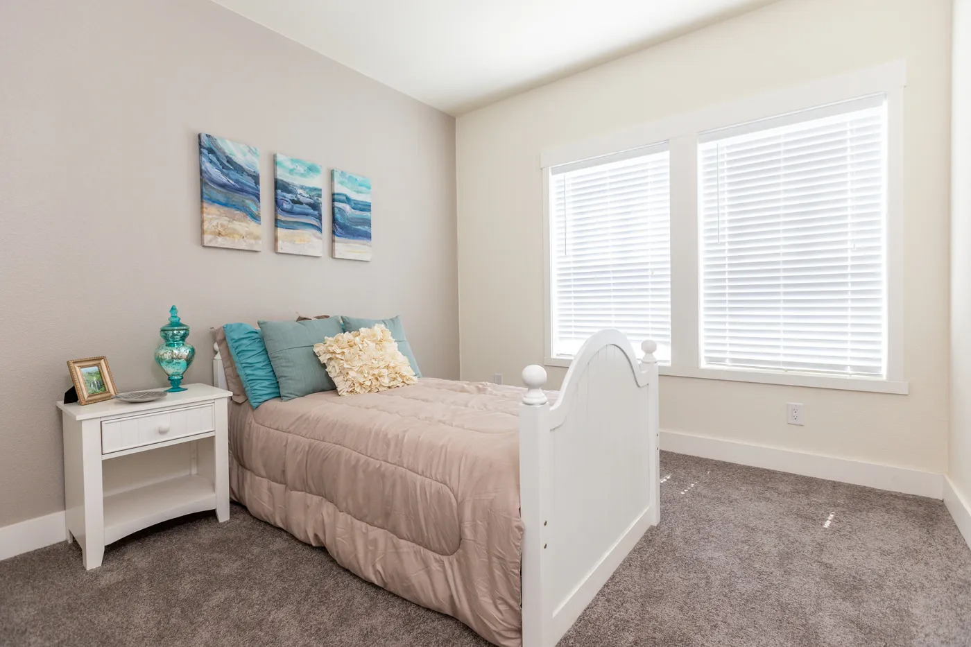 The CORONADO 24563C Guest Bedroom. This Manufactured Mobile Home features 3 bedrooms and 2 baths.