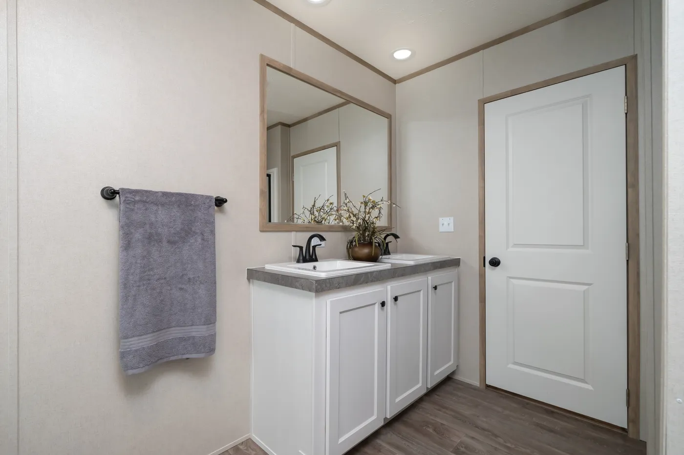 The PT 78 Primary Bathroom. This Manufactured Mobile Home features 3 bedrooms and 2 baths.