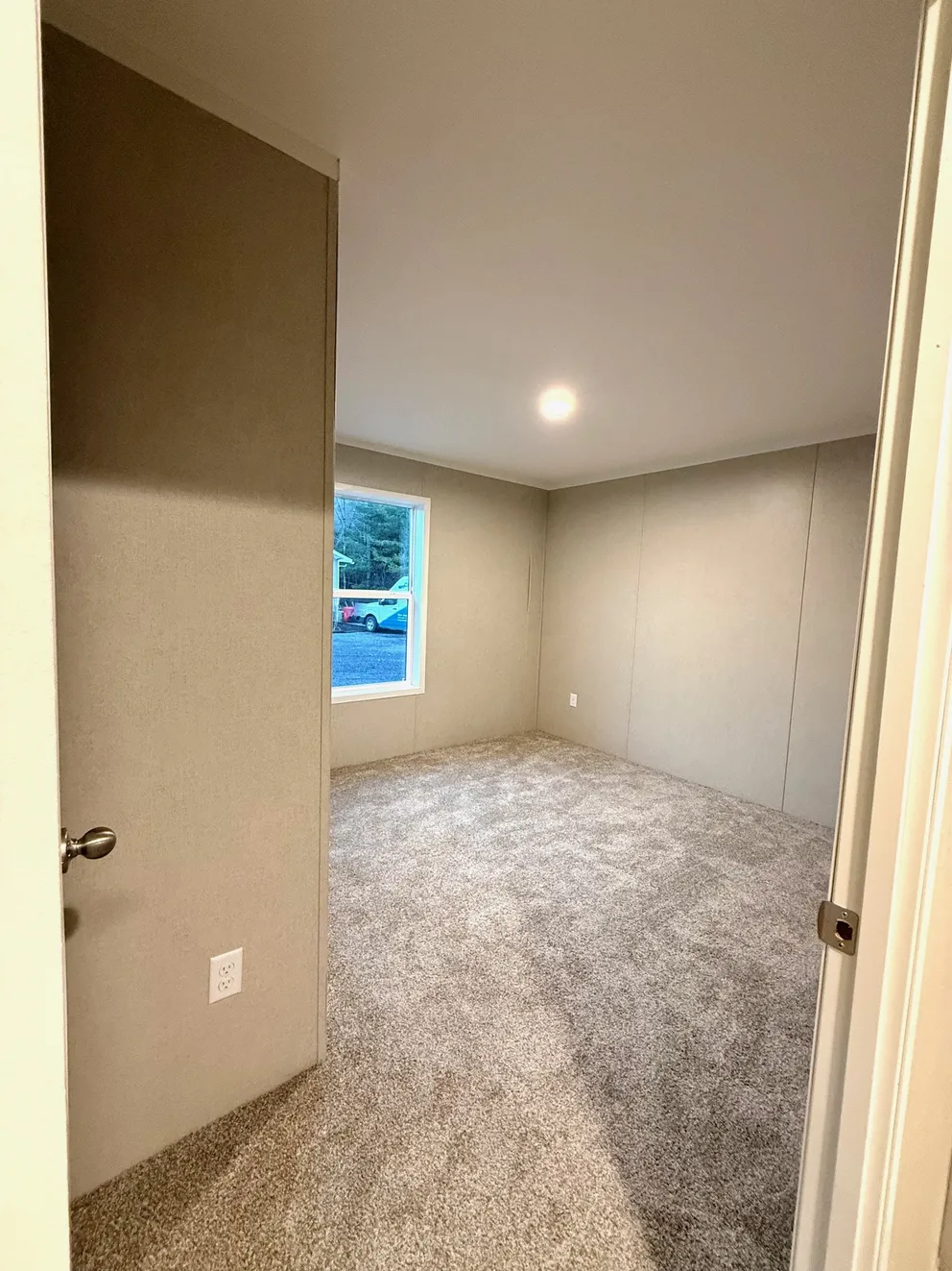 The JASPER 4428-638 Primary Bedroom. This Manufactured Mobile Home features 2 bedrooms and 2 baths.