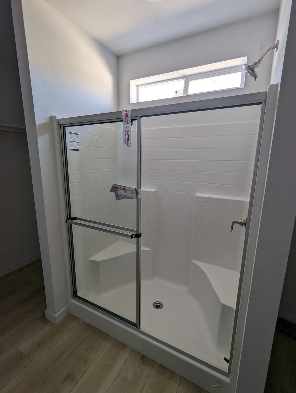 The SUNRISE 16X76 Primary Bathroom. This Manufactured Mobile Home features 3 bedrooms and 2 baths.