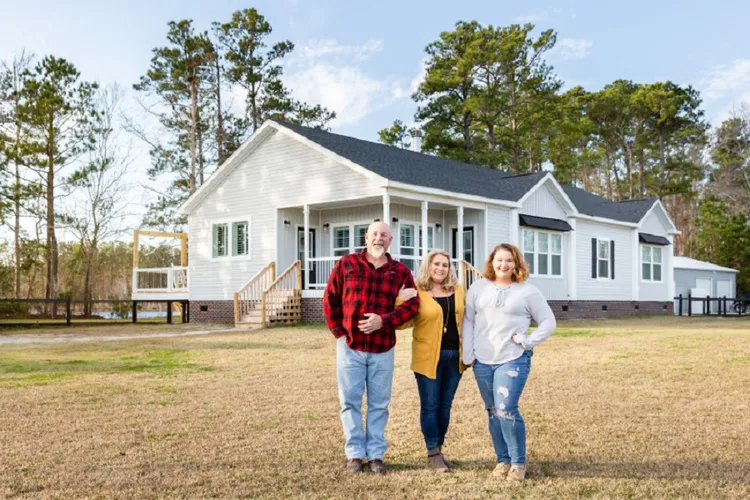 Birds Choose Manufactured Home After Hurricane image