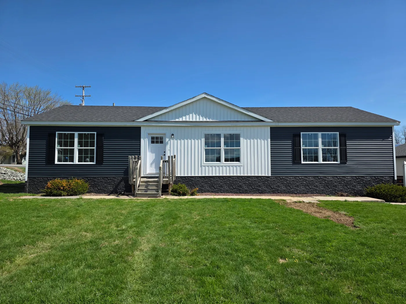  New Modular Home Lot Model!
