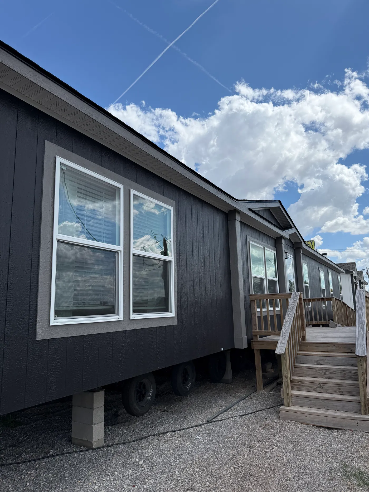Exterior Color is customizable 