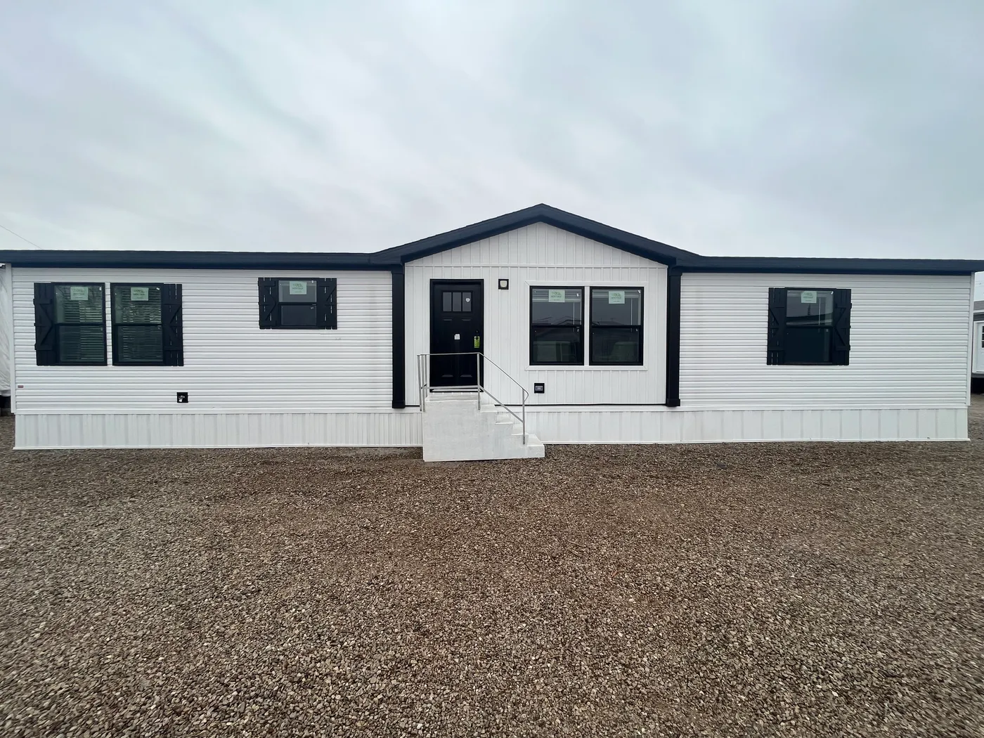 Black trim makes this exterior 