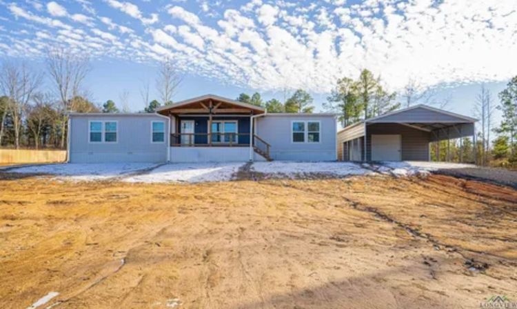 Beautiful Open Floor Plan ON 2 Acres!