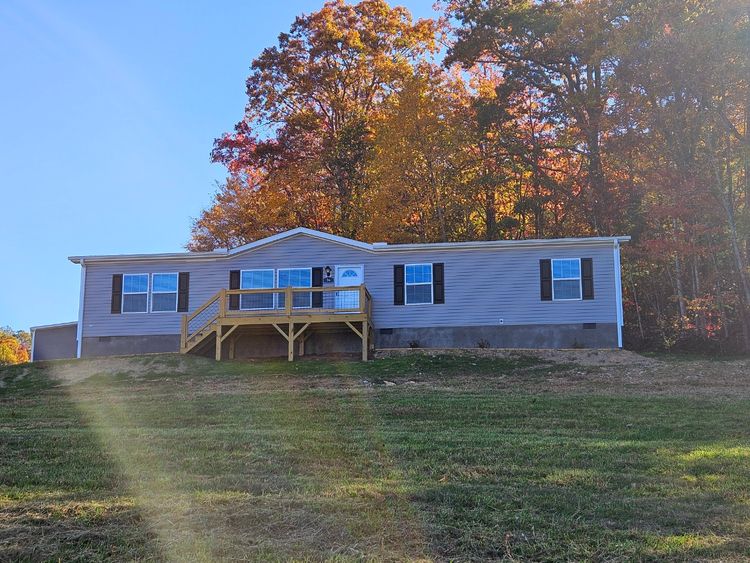 36 Whisper Mountain - 3 BED/2 Bath ON 1.89 Acres
