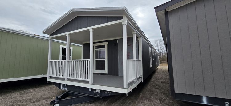 Porch Living Series 16682A