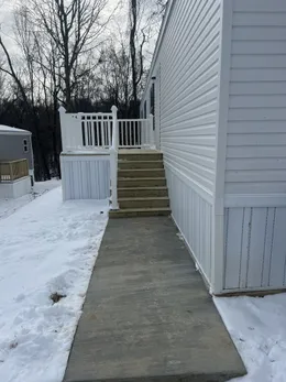Sapphire Front Deck
