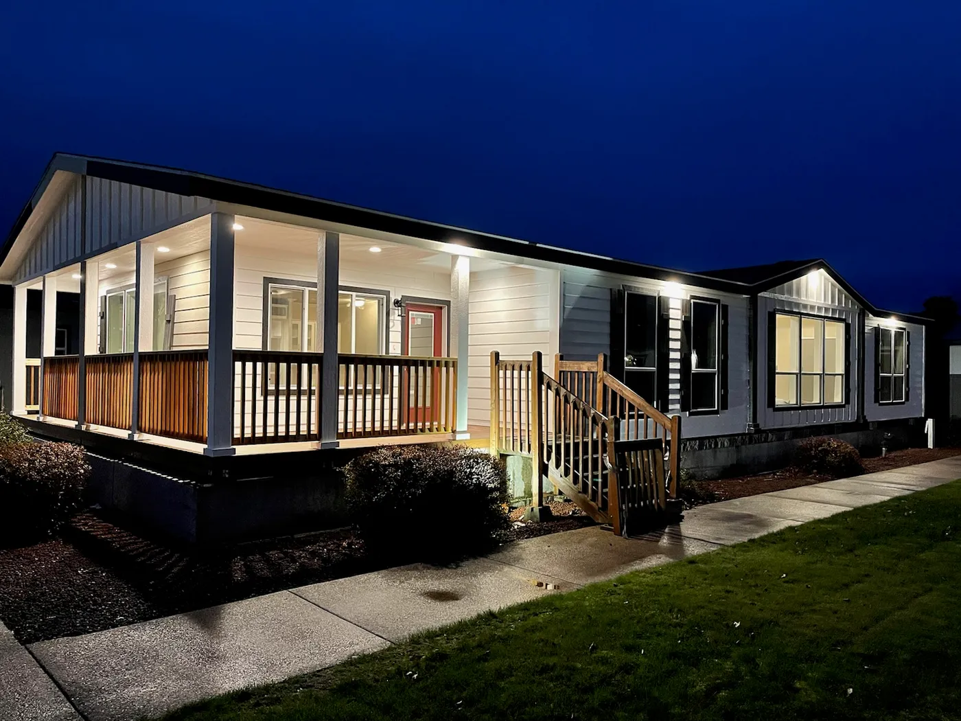 Exterior with eave lighting