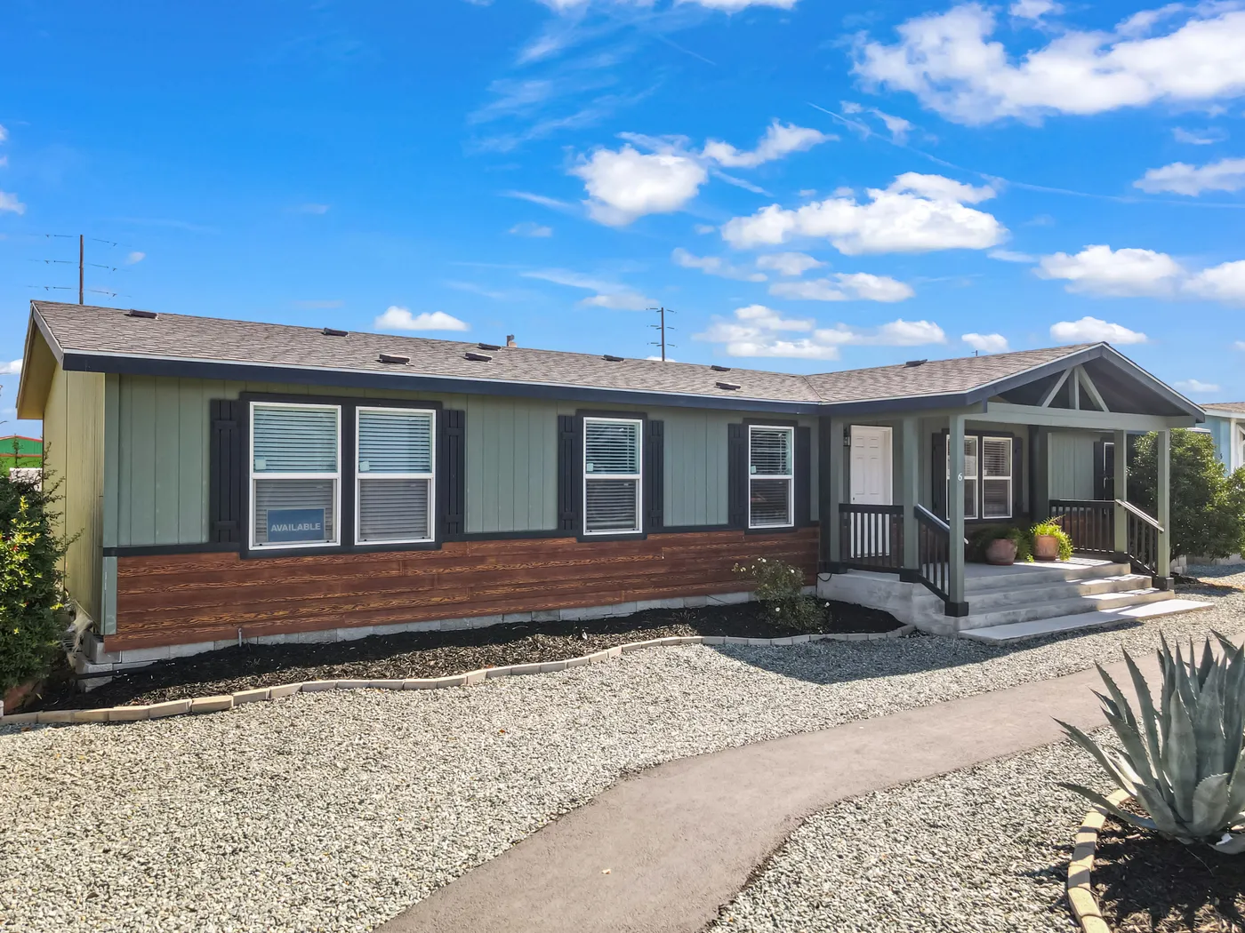 THE BREEZE 2.5 home image