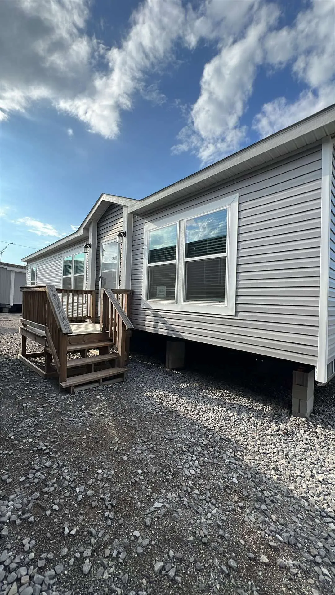BIG STYLE in a 28x48 Doublewide home image