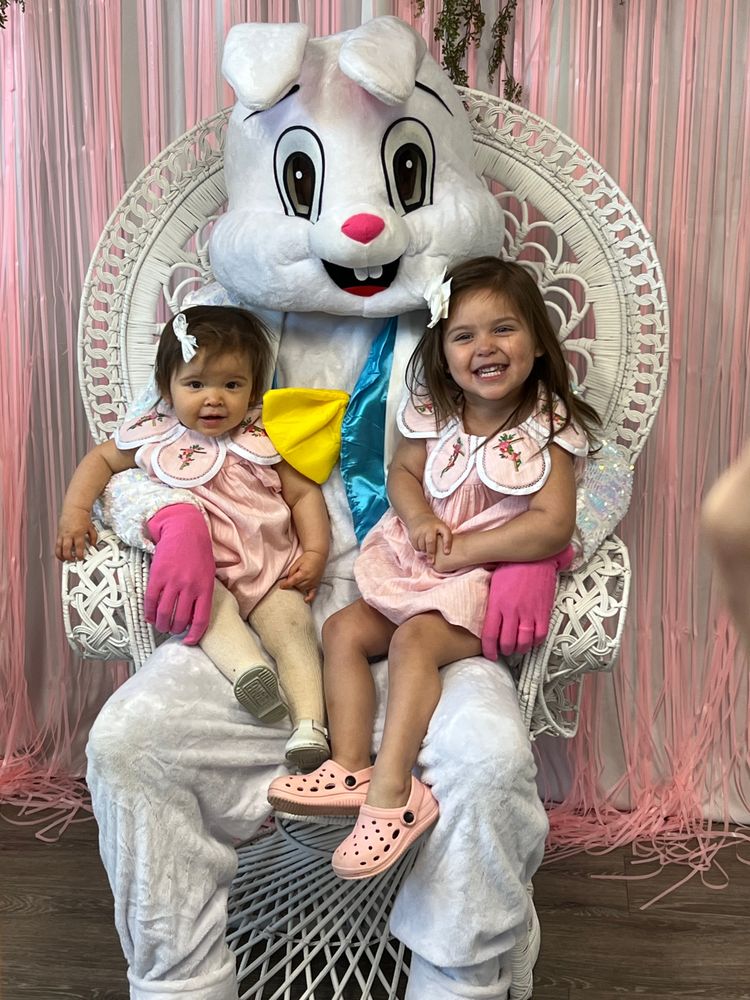 The Easter Bunny Visited Clayton Homes of Hixson