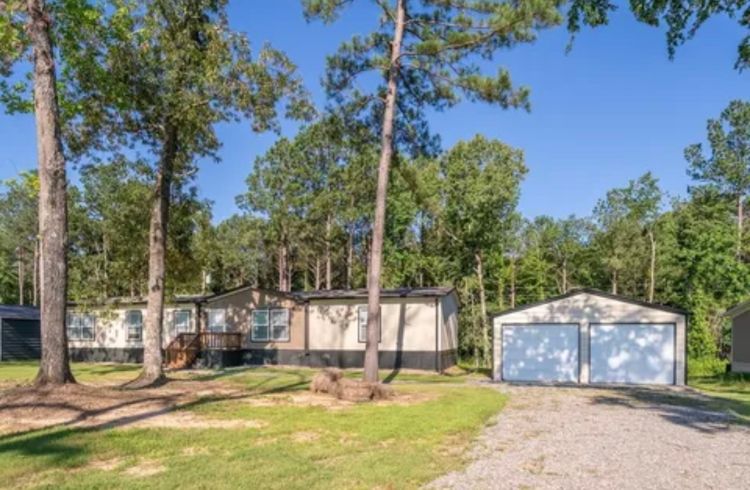  TWO Living Areas! Move IN Ready