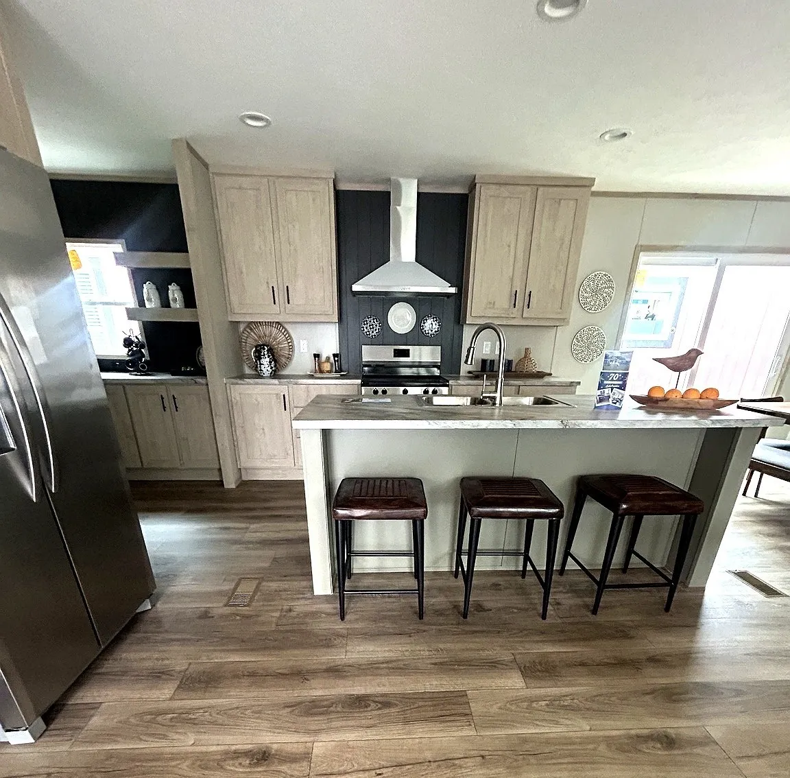 Beautiful Kitchen Island offers Extra Seating!!