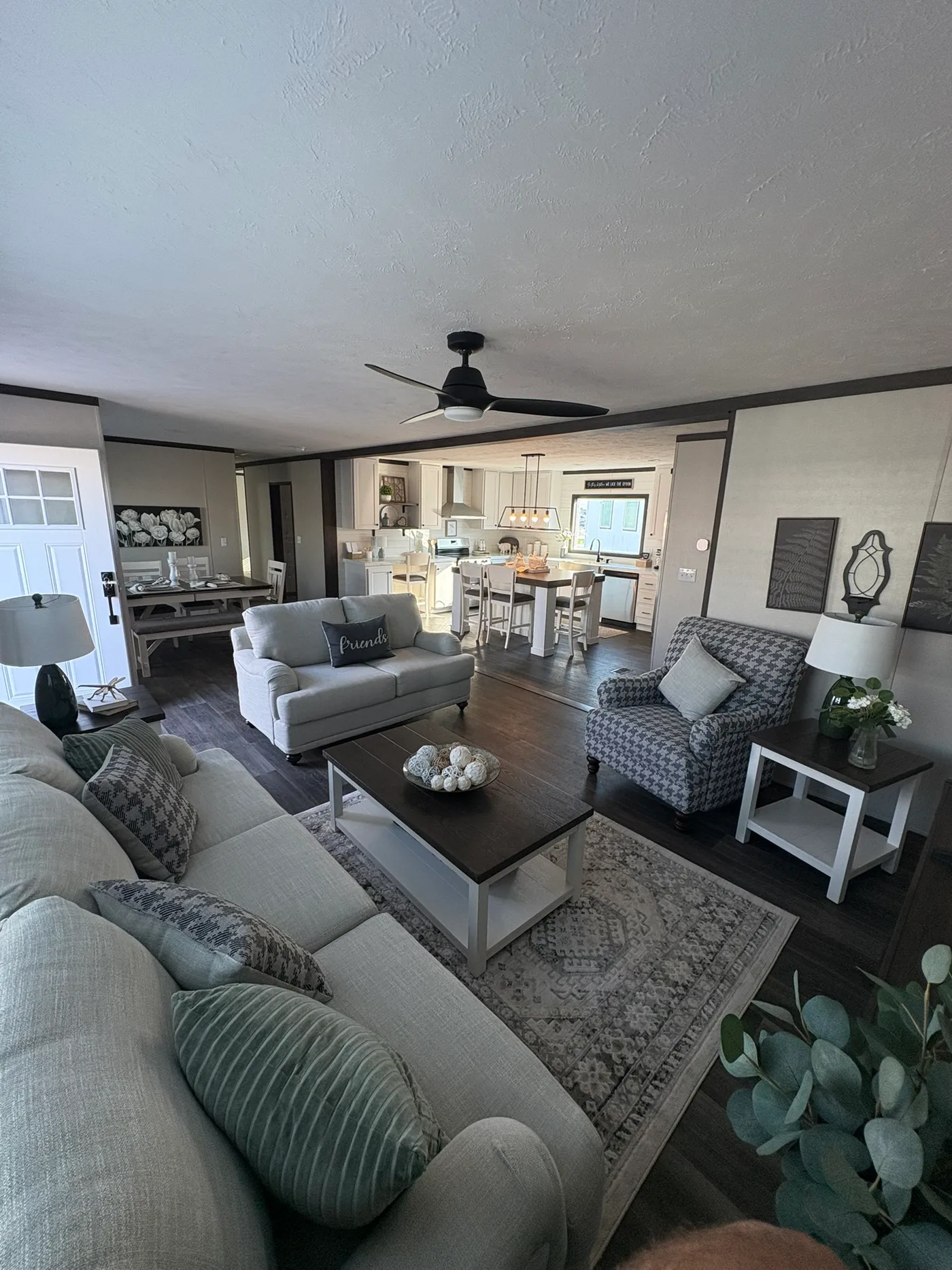 Farmhouse Favorite    home image