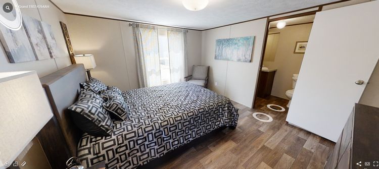 Grand - 4 BED - Great Value!!