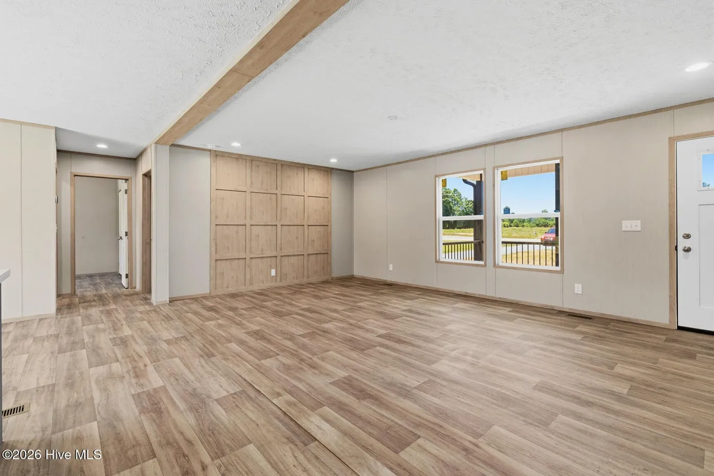 Livingroom with feature wall 
