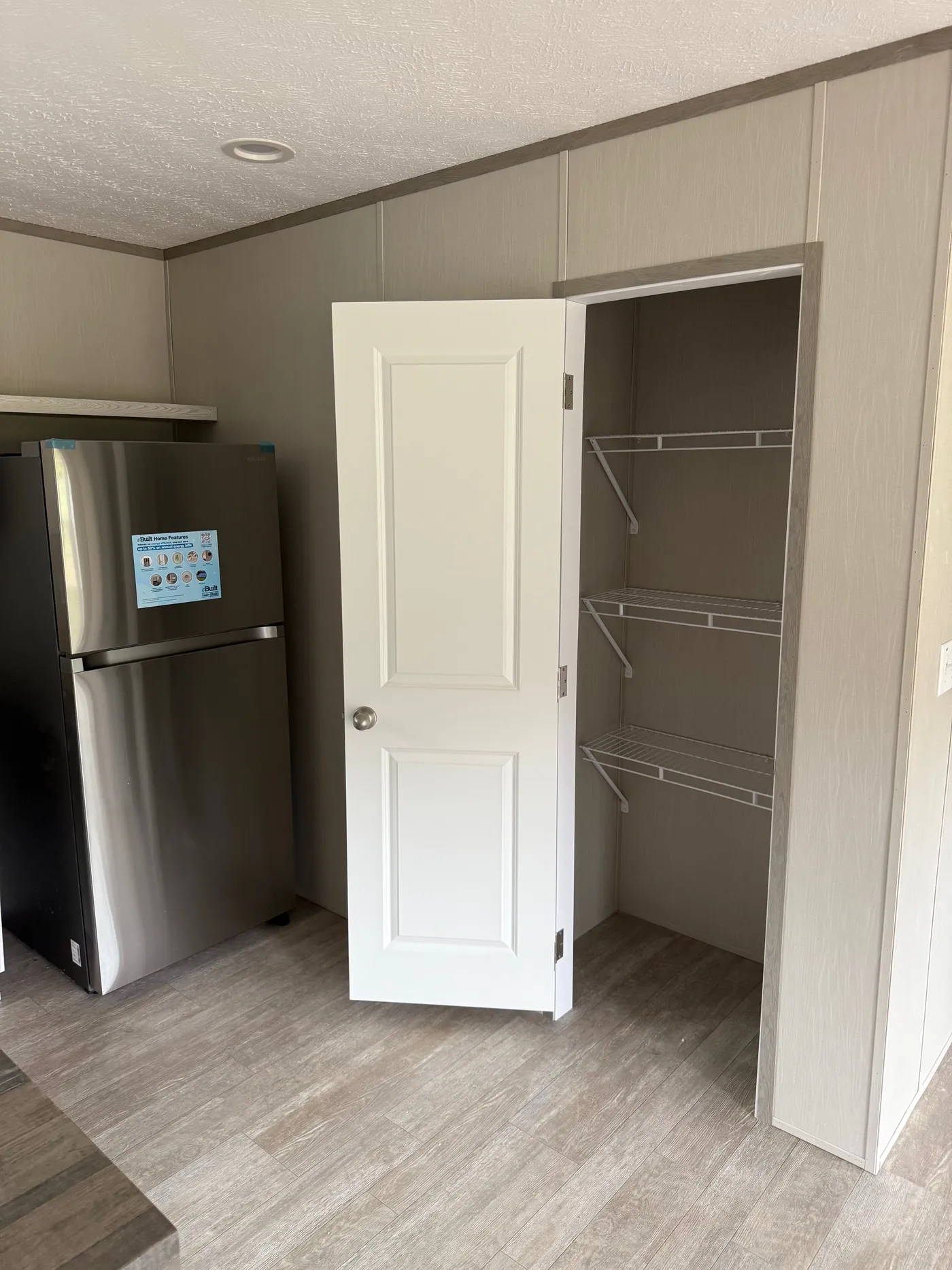 Kitchen Pantry 