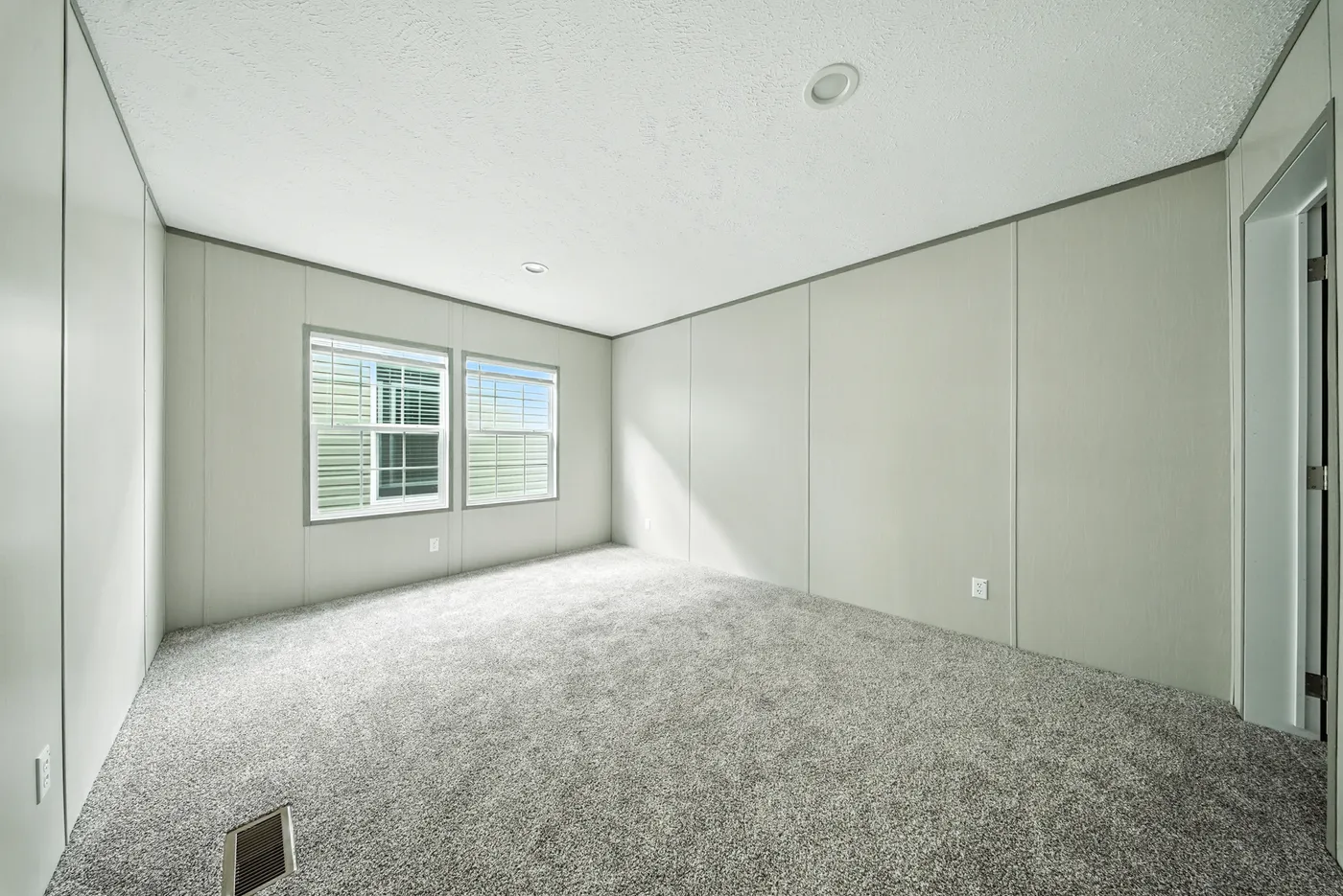 large 2nd & 3rd bedrooms