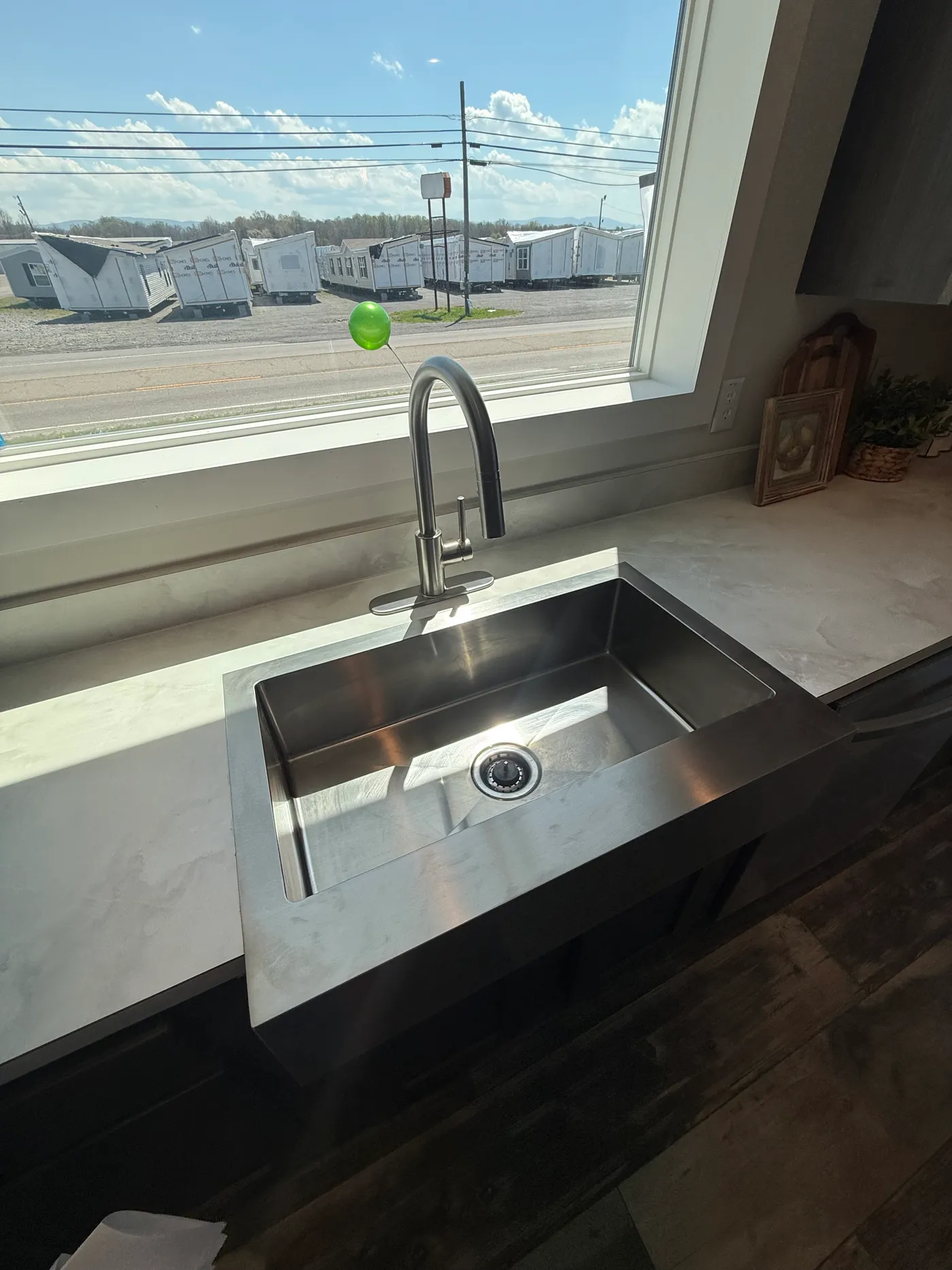 REMINGTON home image