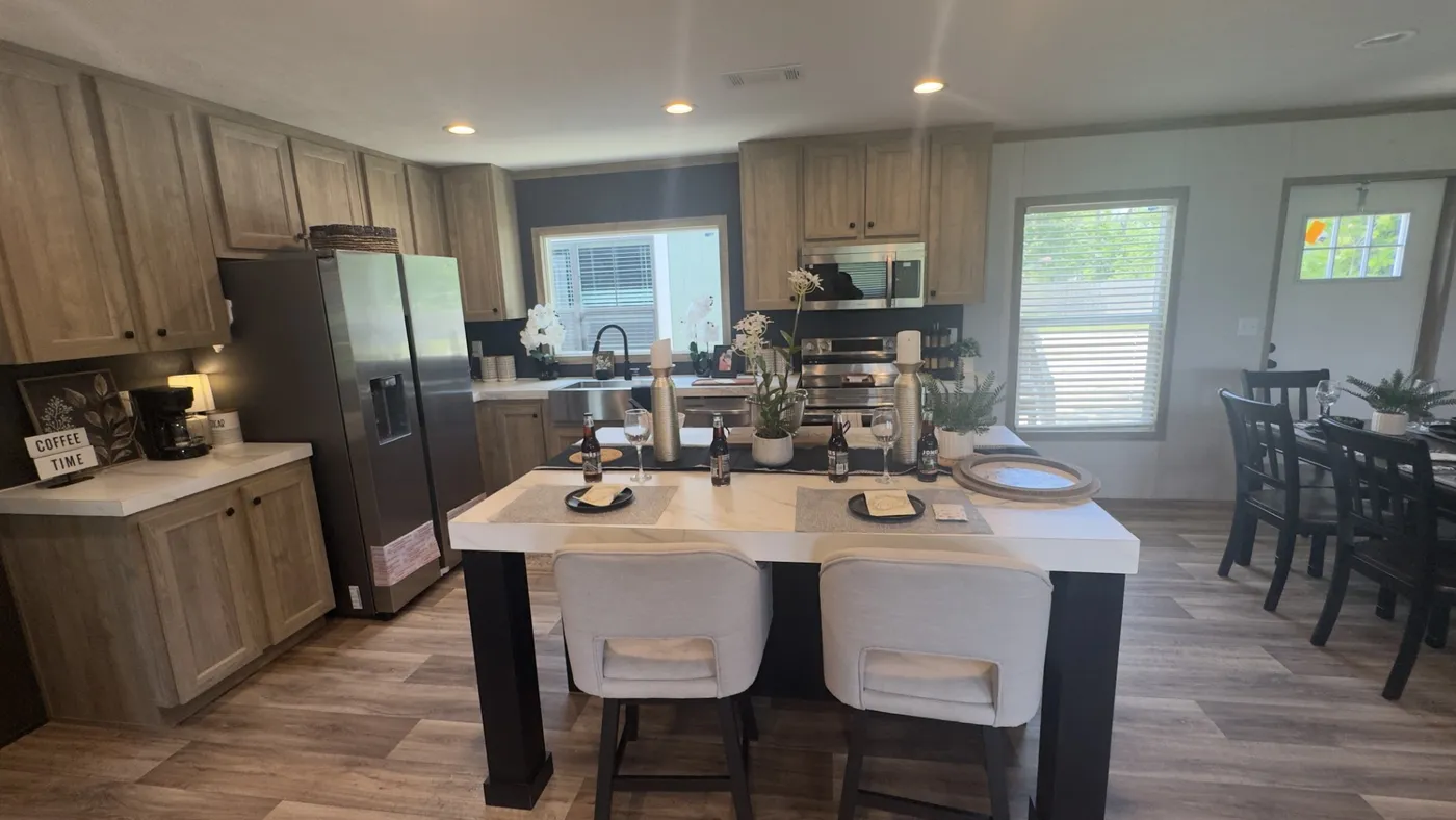 Beautiful lay out for entertaining