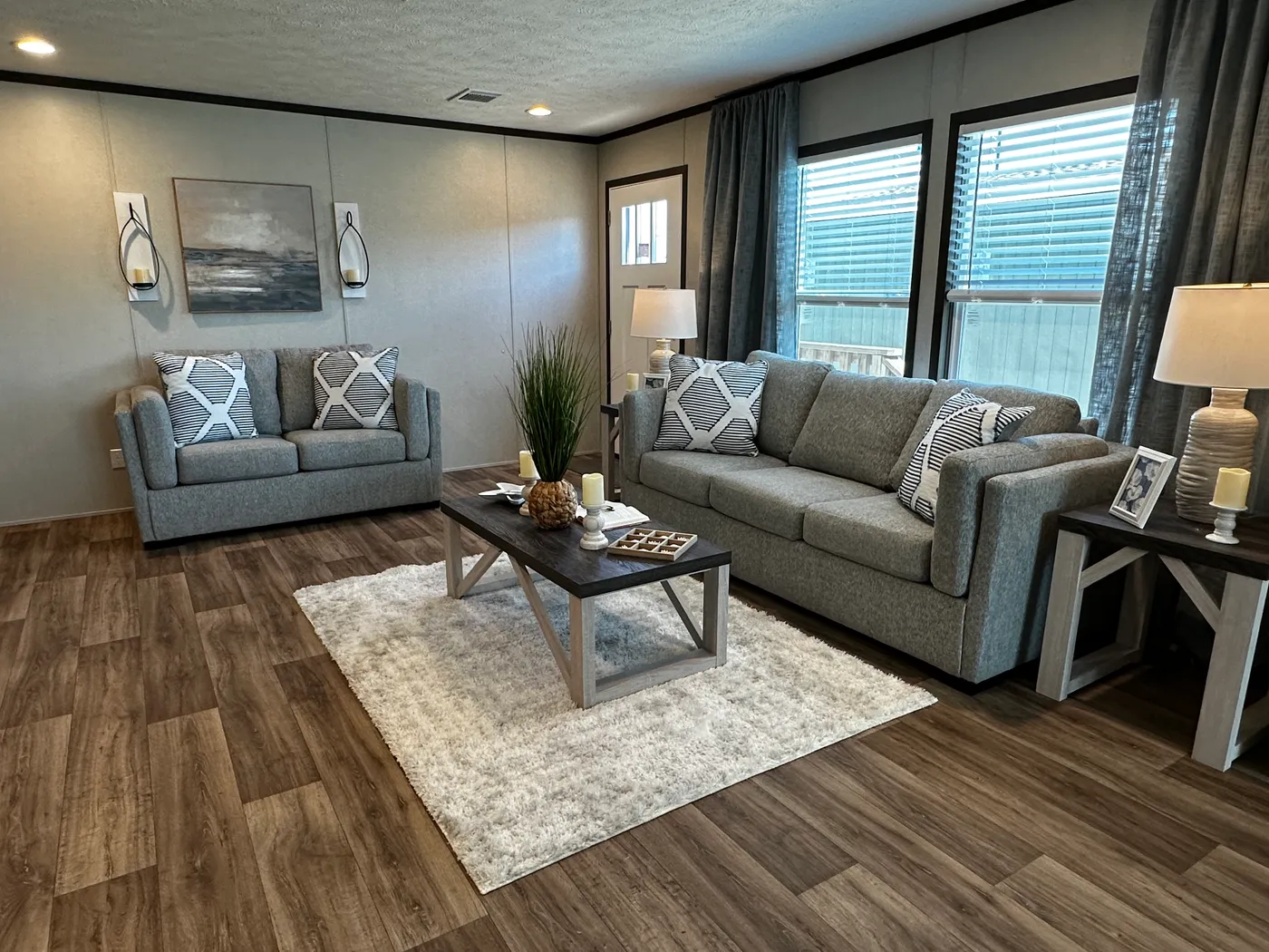 extra wide doublewide mobile home, 32x52 manufactured home, SmartPanel siding mobile home, open floorplan manufactured home, energy-efficient doublewide, walk-in shower mobile home, walk-in closet master bedroom, spacious manufactured home for sale.

