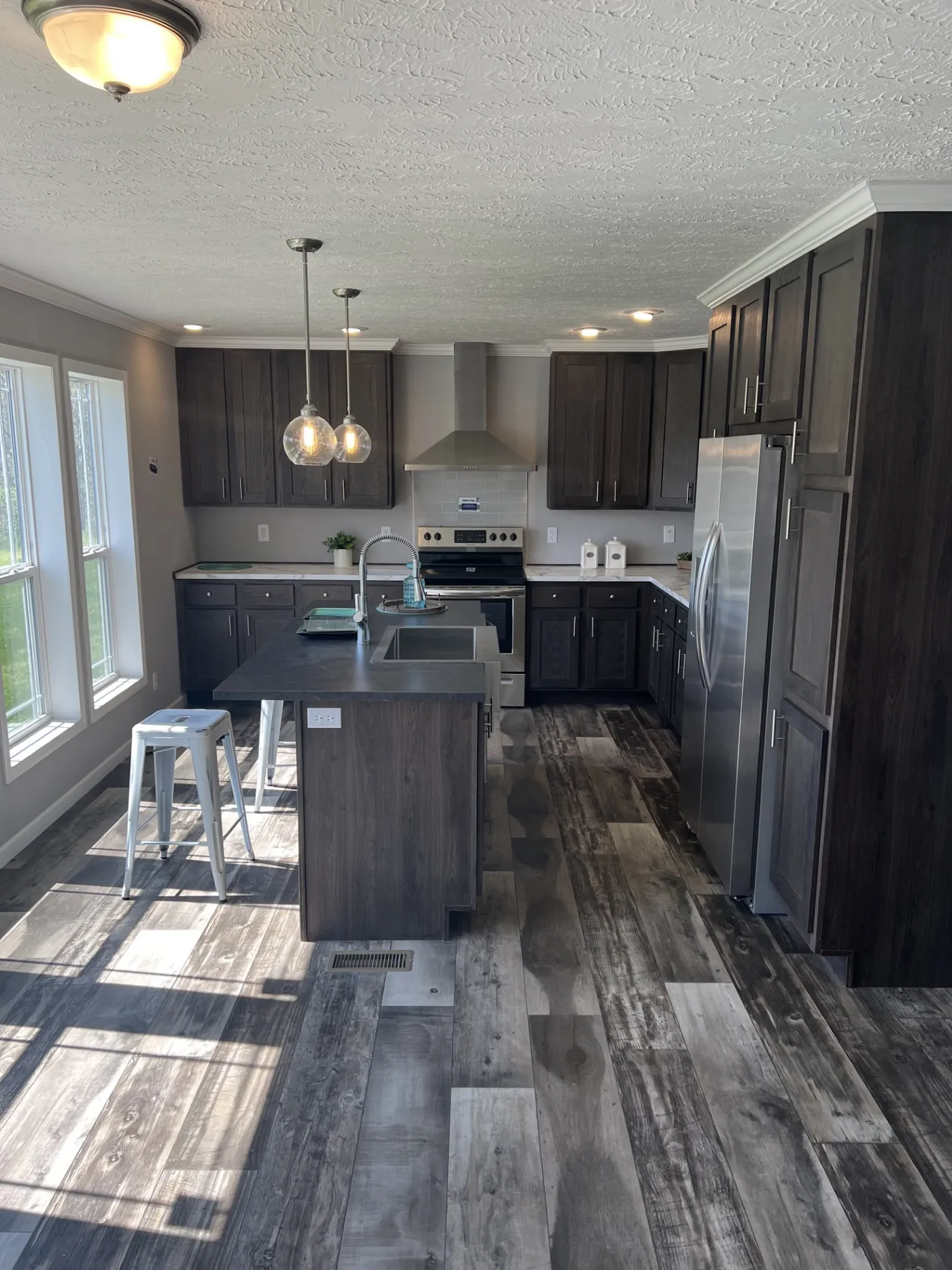 Mud Room to Kitchen