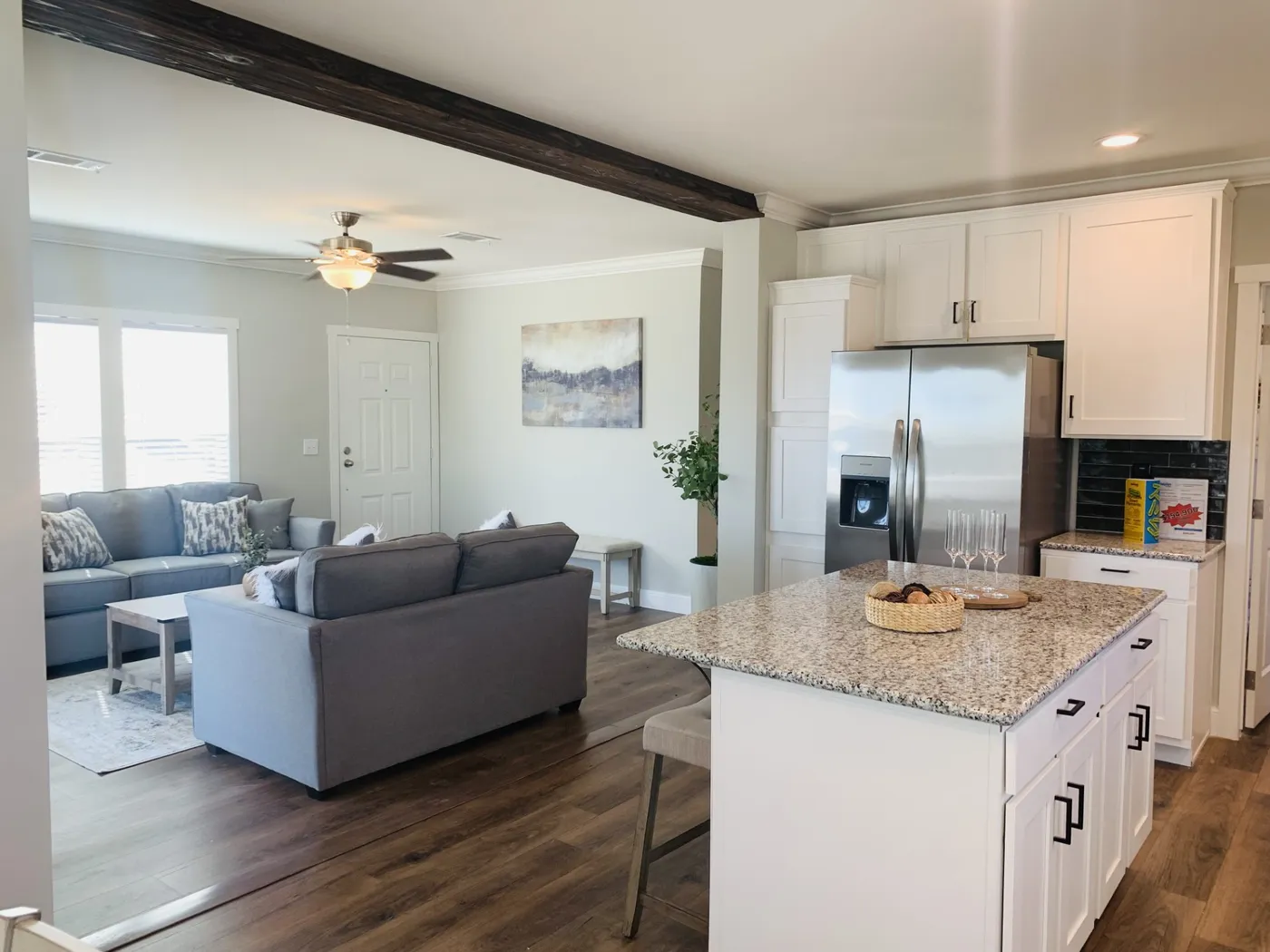 Open dining / Kitchen / Living room
