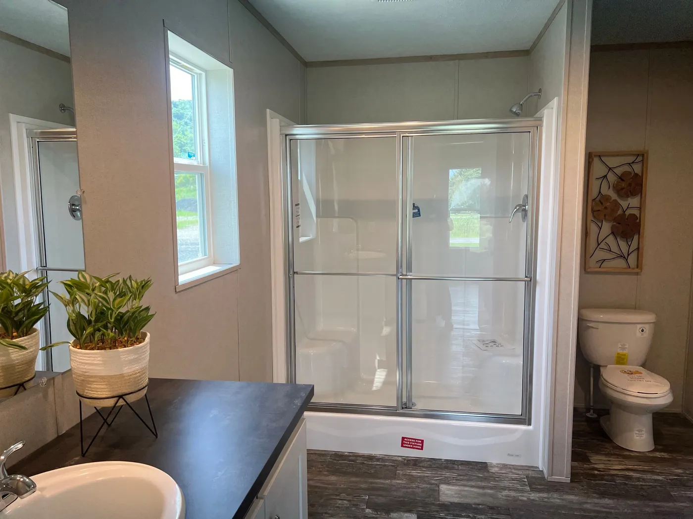 Primary Bathroom - Walkin Shower 