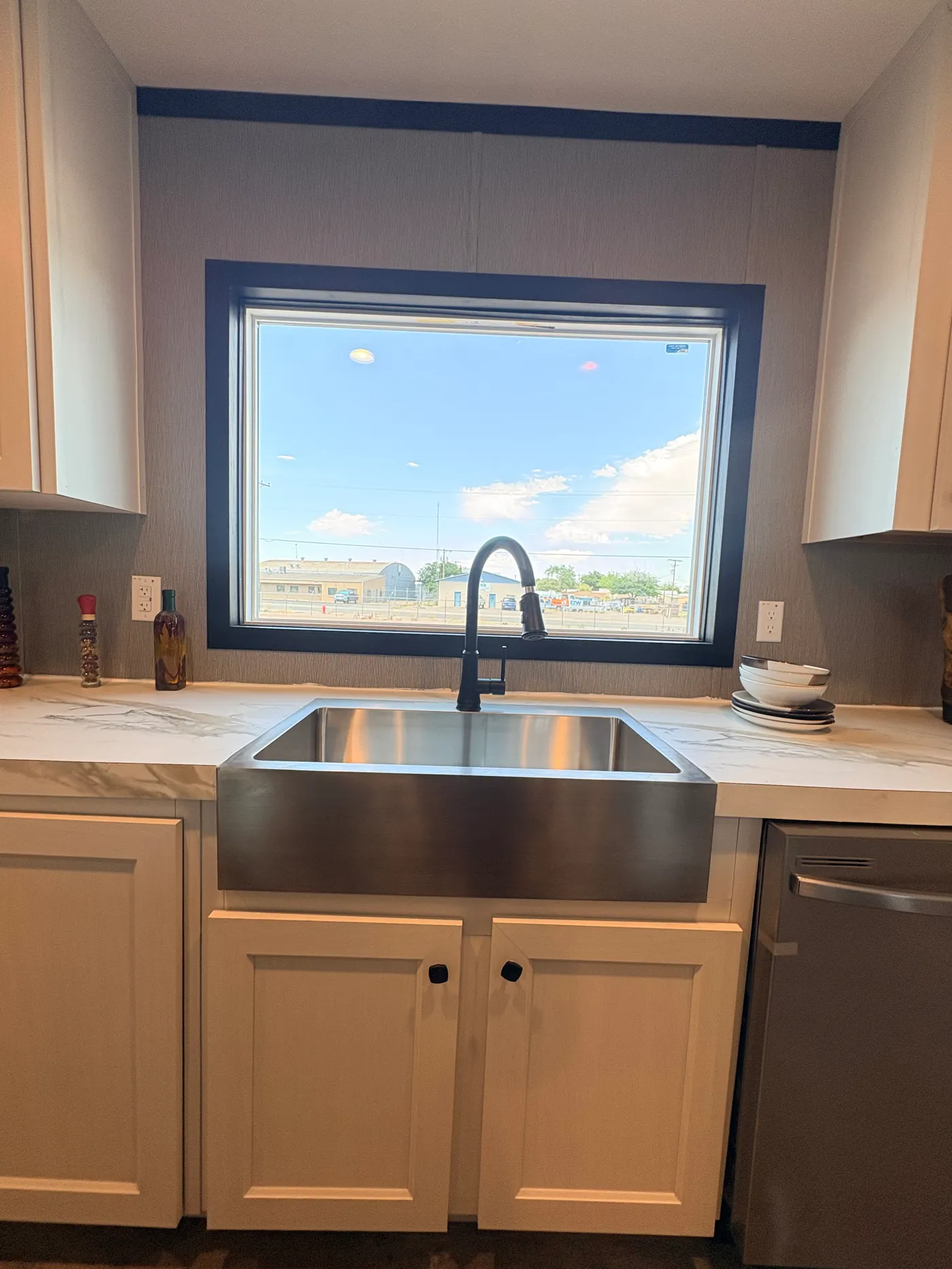 Deep Stainless Steel Farmhouse Sink