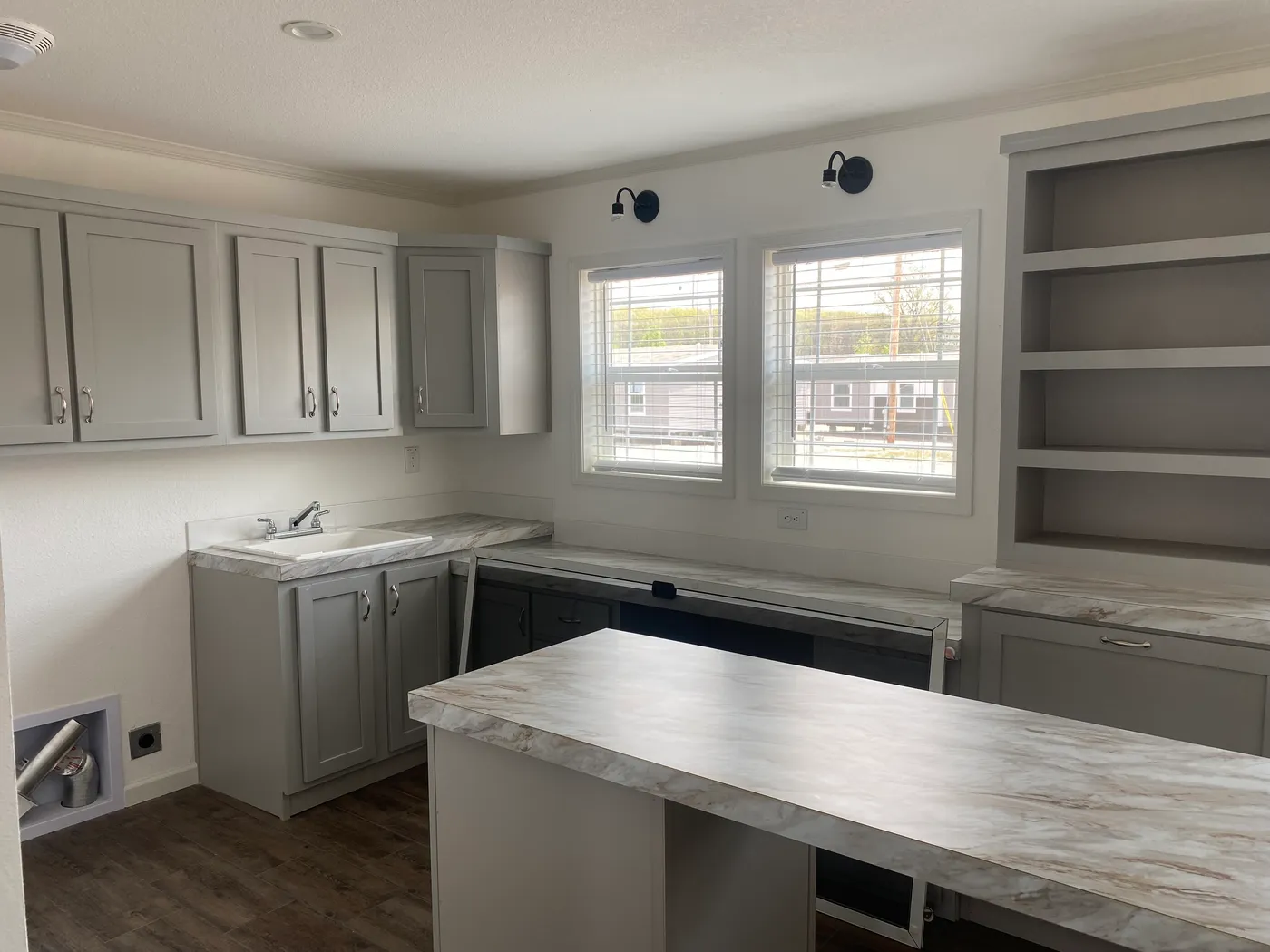 Built ins, and a place for crafts!